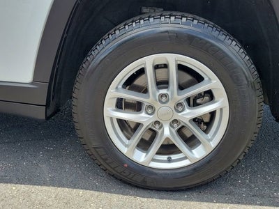 2022 Jeep Grand Cherokee L Laredo