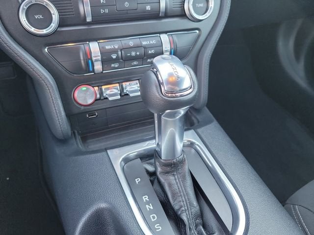 2022 Ford Mustang EcoBoost