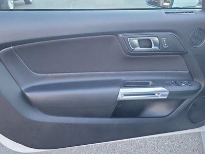 2022 Ford Mustang EcoBoost