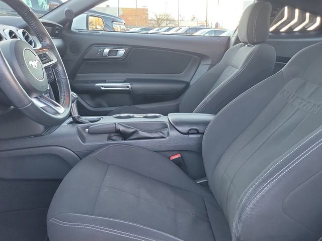 2022 Ford Mustang EcoBoost