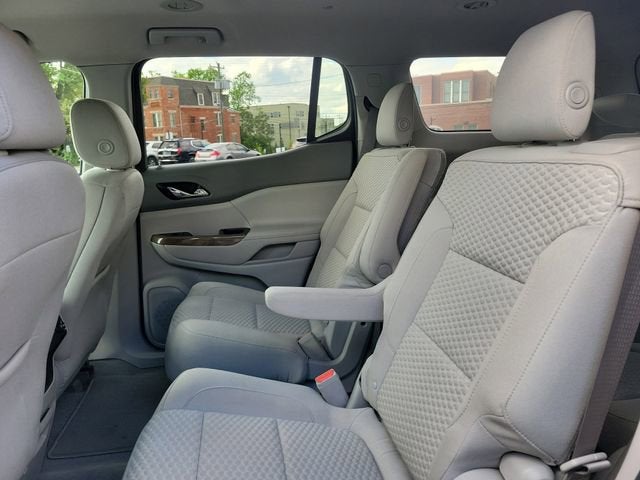 2017 GMC Acadia SLE