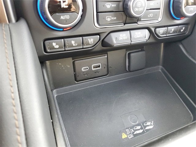 2024 Chevrolet Suburban High Country