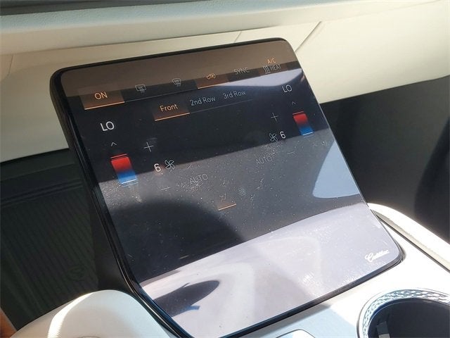 2026 Cadillac VISTIQ Luxury