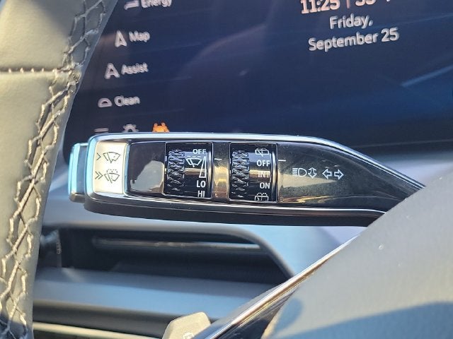 2027 Cadillac VISTIQ Luxury