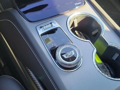 2027 Cadillac VISTIQ Luxury