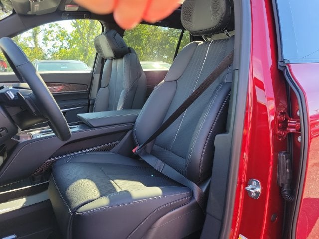 2027 Cadillac VISTIQ Luxury