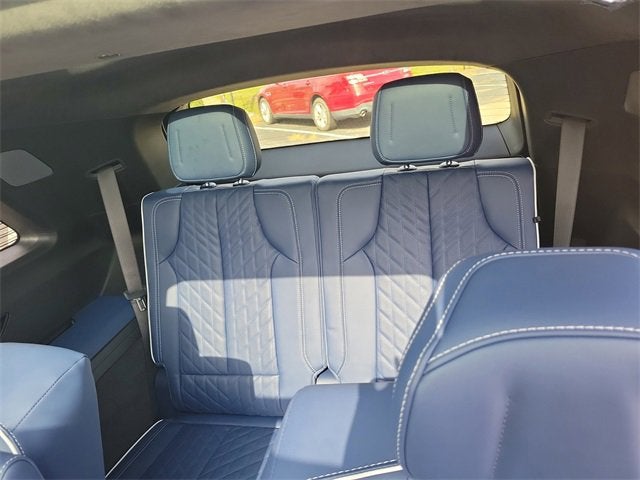 2026 Cadillac VISTIQ Premium Luxury