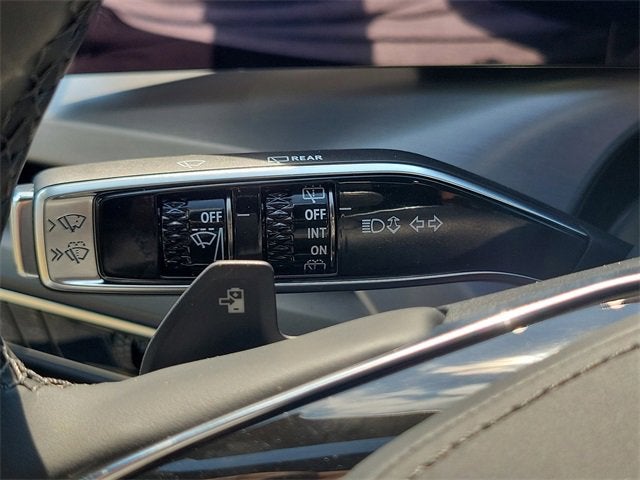 2026 Cadillac VISTIQ Premium Luxury