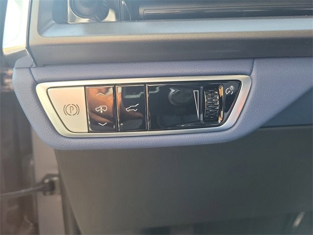 2026 Cadillac VISTIQ Premium Luxury