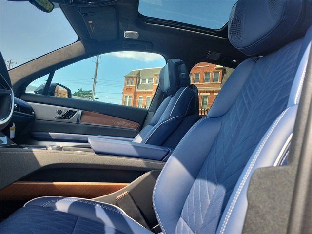 2026 Cadillac VISTIQ Premium Luxury