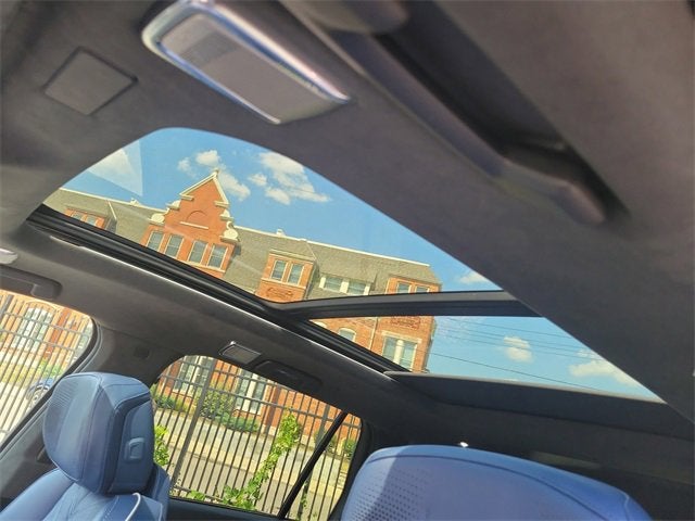 2026 Cadillac VISTIQ Premium Luxury