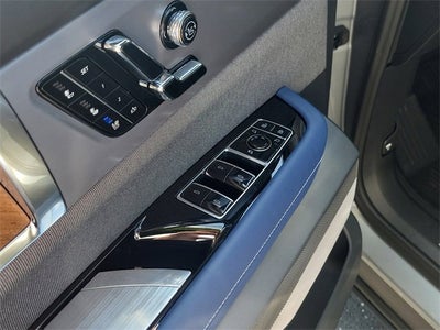 2026 Cadillac VISTIQ Premium Luxury