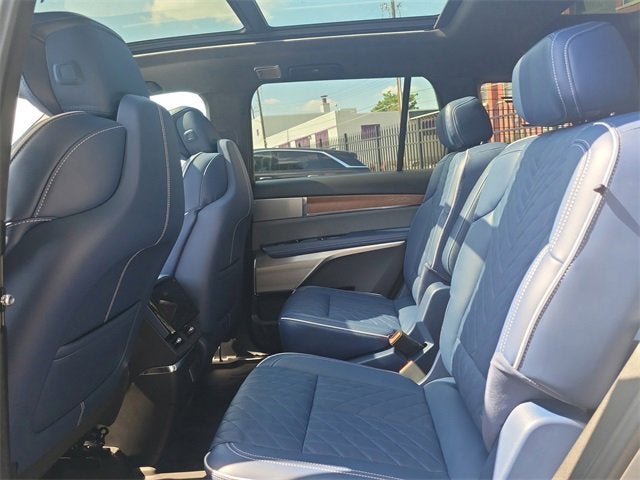 2026 Cadillac VISTIQ Premium Luxury