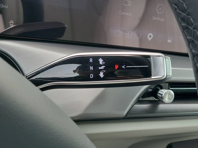 2027 Cadillac VISTIQ Sport