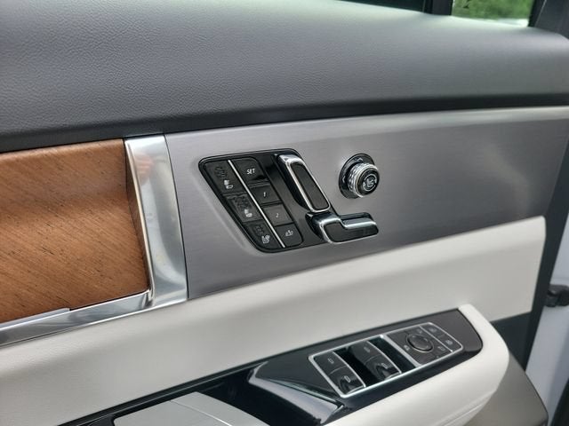 2027 Cadillac VISTIQ Sport