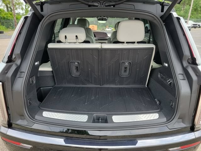 2027 Cadillac VISTIQ Sport