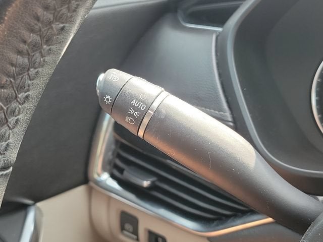 2019 Cadillac XT4 FWD Premium Luxury