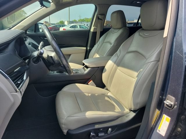 2019 Cadillac XT4 FWD Premium Luxury