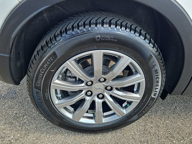 2019 Cadillac XT4 FWD Premium Luxury