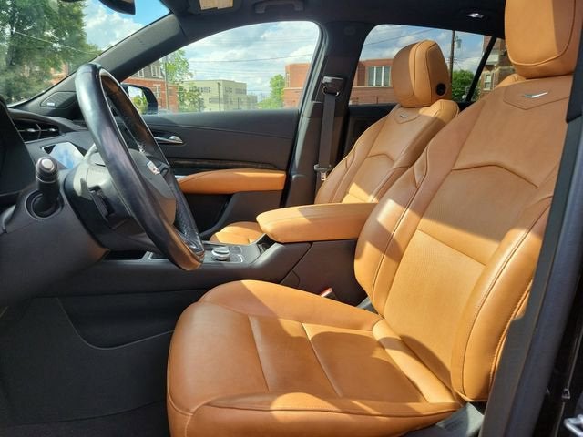2019 Cadillac XT4 FWD Premium Luxury