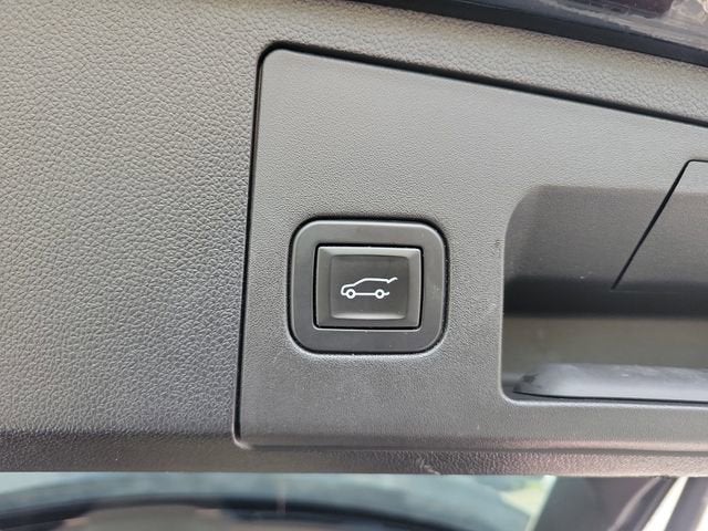 2019 Cadillac XT4 FWD Premium Luxury