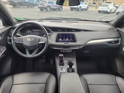 2023 Cadillac XT4 Premium Luxury