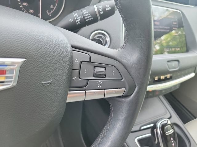 2023 Cadillac XT4 Premium Luxury
