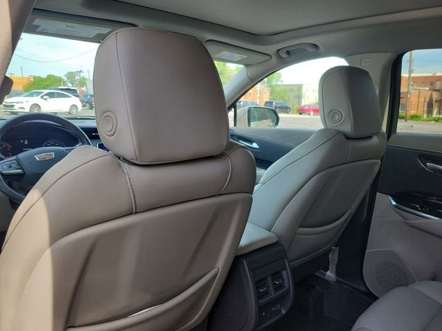 2023 Cadillac XT4 Premium Luxury
