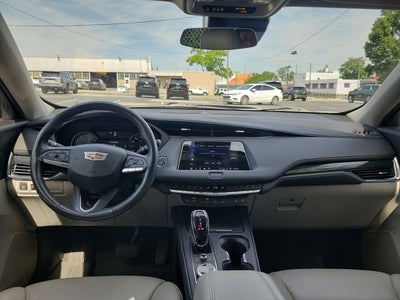 2023 Cadillac XT4 Premium Luxury