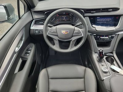 2026 Cadillac XT5 Luxury