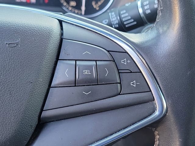 2022 Cadillac XT5 Luxury