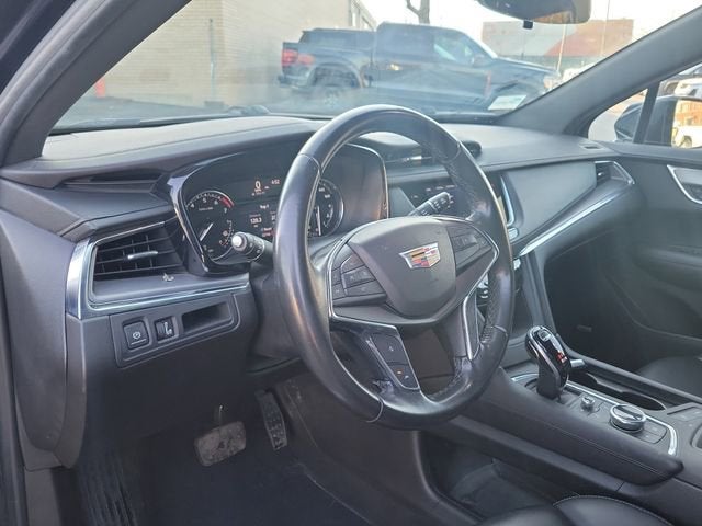 2022 Cadillac XT5 Luxury