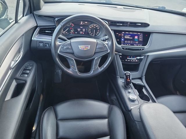 2022 Cadillac XT5 Luxury