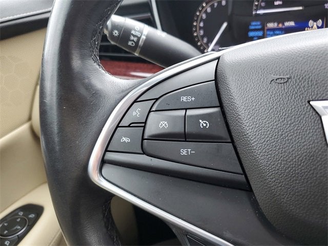 2017 Cadillac XT5 Luxury FWD