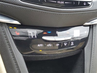 2017 Cadillac XT5 Luxury FWD