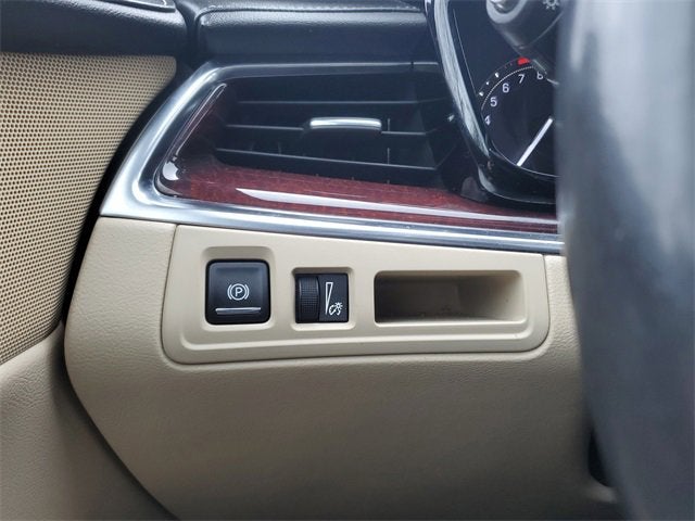 2017 Cadillac XT5 Luxury FWD