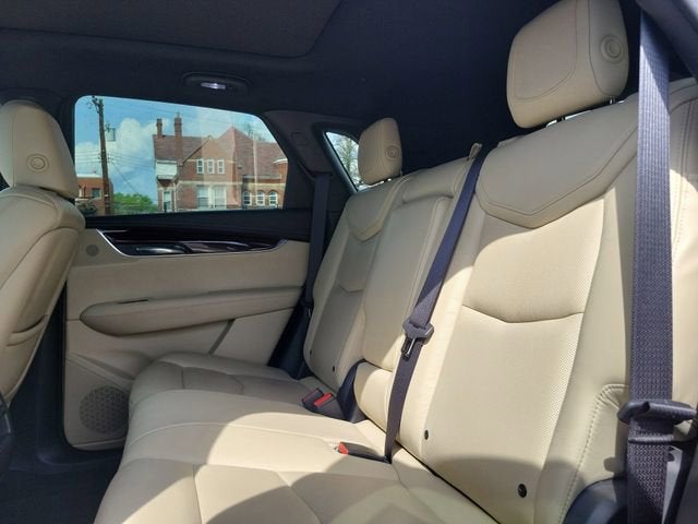 2017 Cadillac XT5 Luxury FWD