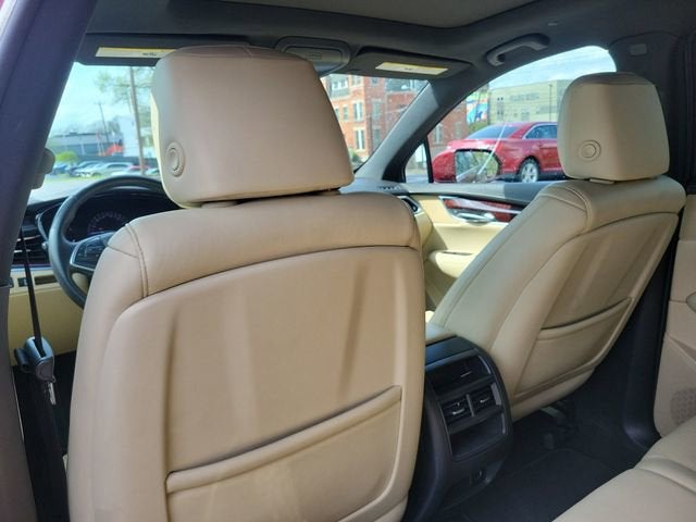2017 Cadillac XT5 Luxury FWD
