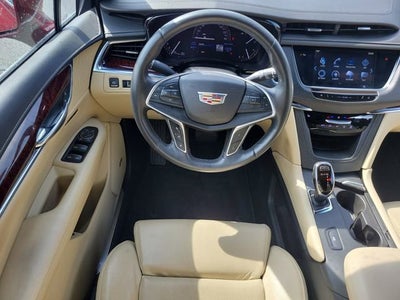 2017 Cadillac XT5 Luxury FWD