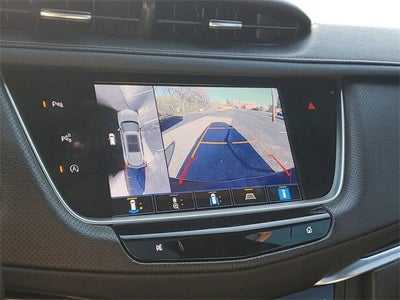 2022 Cadillac XT5 Premium Luxury