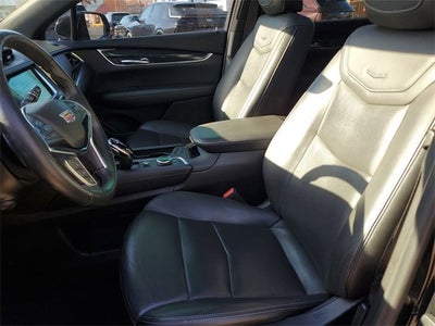 2022 Cadillac XT5 Premium Luxury