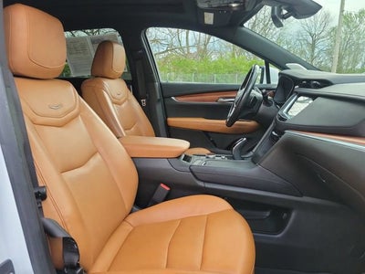 2023 Cadillac XT5 Premium Luxury