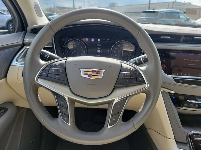 2022 Cadillac XT5 Premium Luxury