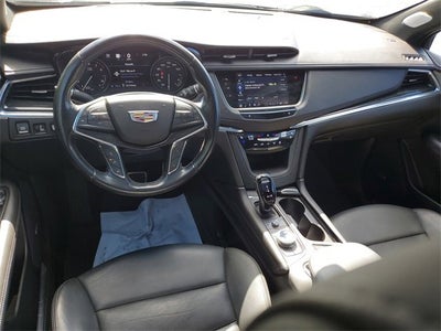 2022 Cadillac XT5 Premium Luxury