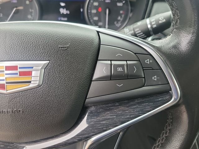 2022 Cadillac XT5 Premium Luxury