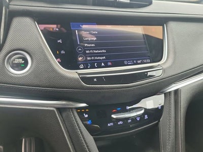 2022 Cadillac XT5 Premium Luxury