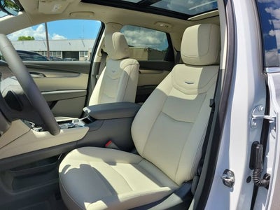 2026 Cadillac XT5 Premium Luxury