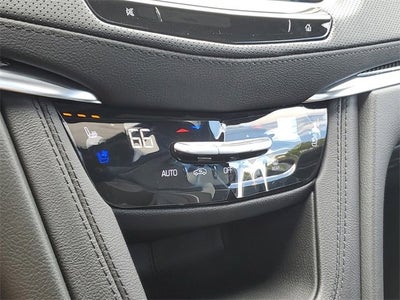 2025 Cadillac XT5 Sport