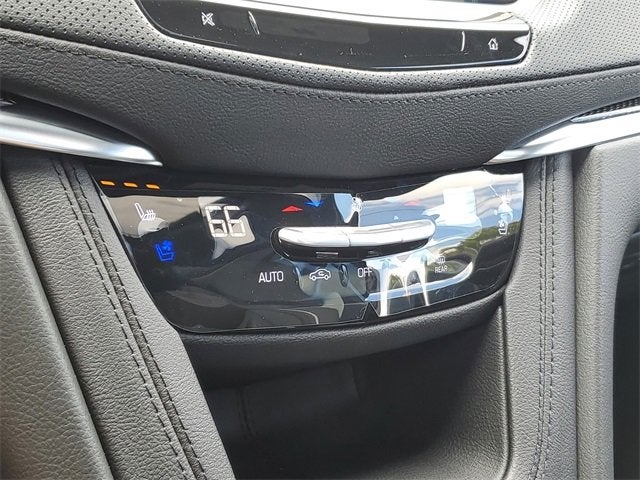 2025 Cadillac XT5 Sport