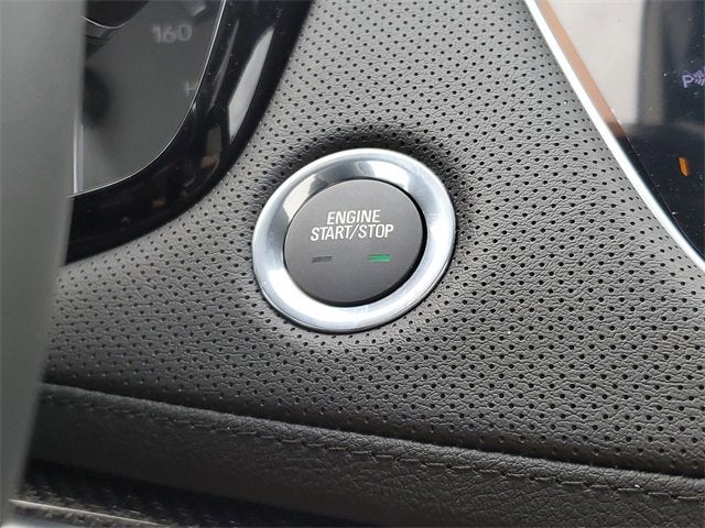 2025 Cadillac XT5 Sport